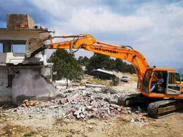 Antalya Bina Yıkımı
