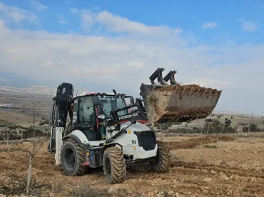 Başmakçı Havuz Kazımı